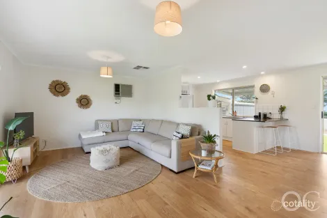 Property photo of 3 Encounter Crescent Middleton SA 5213