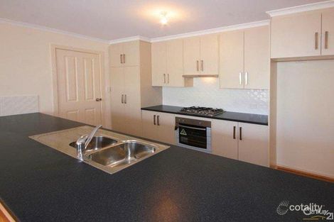 Property photo of 28 Harbourview Road Hackham West SA 5163