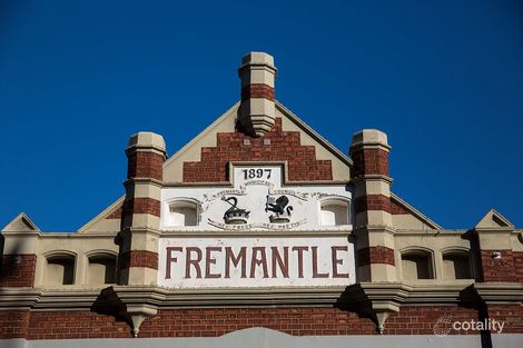 Property photo of 9 Jenkin Street South Fremantle WA 6162