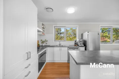 Property photo of 44 Degraves Crescent Wanniassa ACT 2903