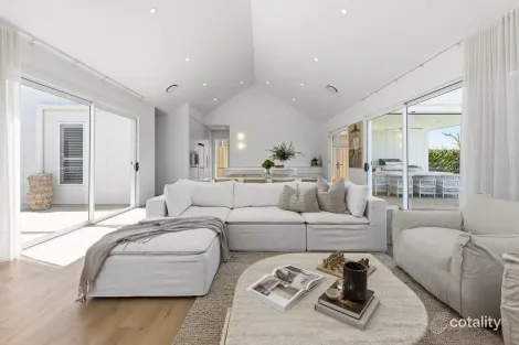 Property photo of 252 Muttama Parade Gobbagombalin NSW 2650