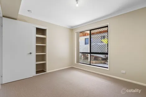 Property photo of 22 Fontanna Way Springfield Lakes QLD 4300