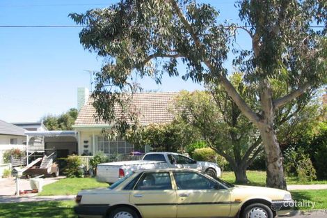 11 Skewes St, Avondale Heights, VIC 3034