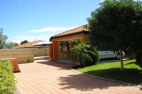 9 Oakdale Gr, Belmont, WA 6104