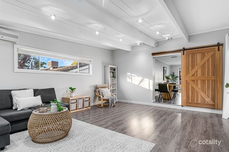 Property photo of 6 Silverdale Crescent Bellevue Heights SA 5050
