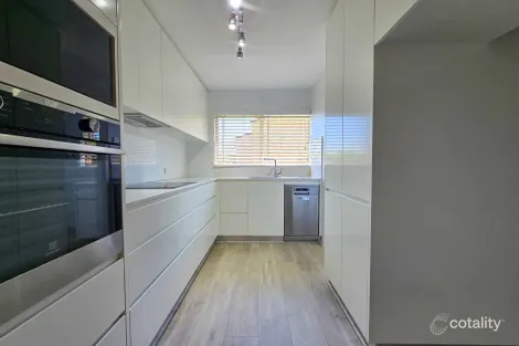 Property photo of 7/43 Clarence Street Macquarie Fields NSW 2564