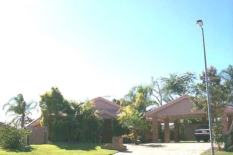 3 Cremorne Ct, Kippa-Ring, QLD 4021