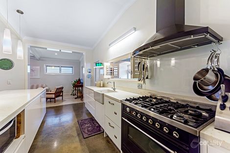 Property photo of 17 Naranga Avenue Broadbeach Waters QLD 4218