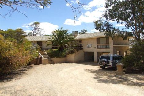 17 Mcmillan St, Loxton, SA 5333