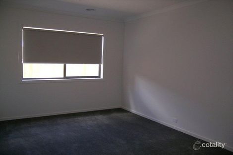 Property photo of 74 Westwood Boulevard Keysborough VIC 3173