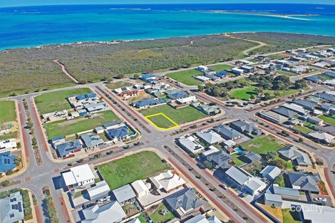 22 Bettong Ave, Jurien Bay, WA 6516