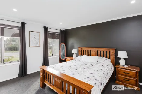 Property photo of 137 Lancaster Road McKail WA 6330