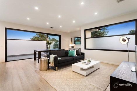 Property photo of 2/124 Orrong Road Elsternwick VIC 3185