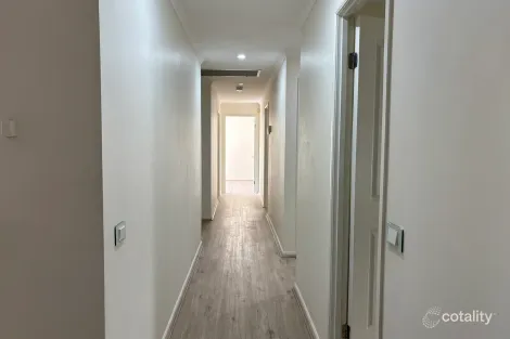 Property photo of 8 Venezia Street Prestons NSW 2170