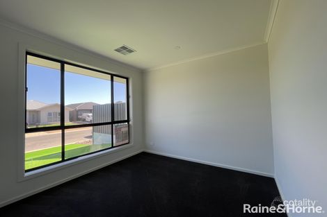 Property photo of 3 Felicity Road Angle Vale SA 5117