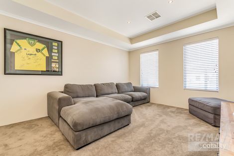 Property photo of 9 Tintoretto Bend Tapping WA 6065