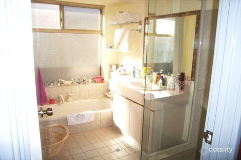 Property photo of 36 Greenfields Circle Hocking WA 6065