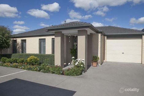 Property photo of 4/31 Syme Road Pakenham VIC 3810