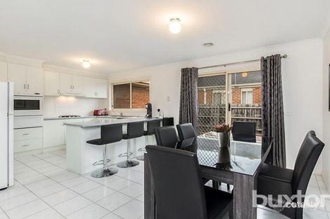 Property photo of 8 Maple Place Waurn Ponds VIC 3216