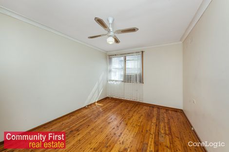Property photo of 32 Romney Crescent Miller NSW 2168