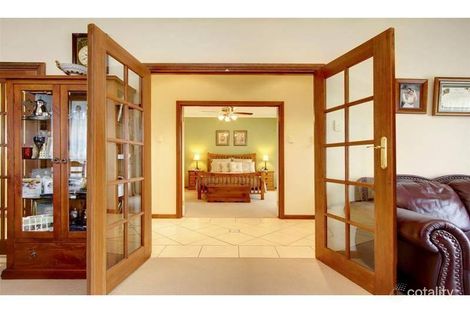 Property photo of 12 Eagle Court Hewett SA 5118