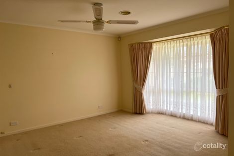 Property photo of 16 Rule Close Mill Park VIC 3082