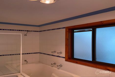 Property photo of 70 Catalina Drive Catalina NSW 2536