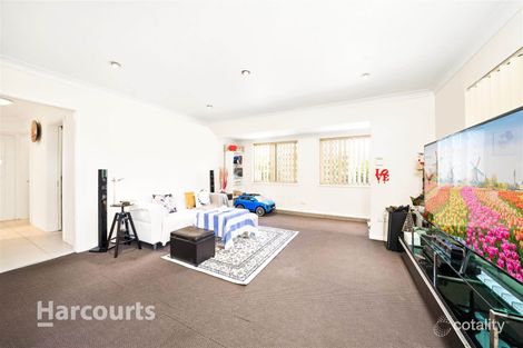 Property photo of 32 Williamson Crescent Warwick Farm NSW 2170