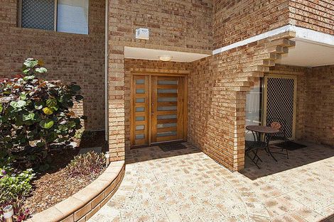 Property photo of 3/42 State Street Victoria Park WA 6100