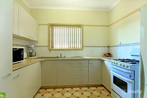 Property photo of 7 Chapman Street Unanderra NSW 2526