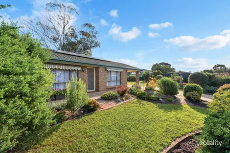 Property photo of 12 Tanderra Court Morphett Vale SA 5162