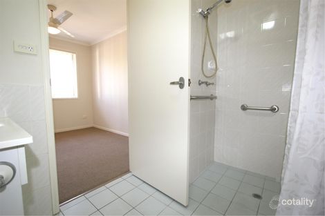 Property photo of 33/12-14 Yeates Crescent Meadowbrook QLD 4131