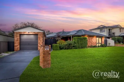 Property photo of 3 Seyton Place Rosemeadow NSW 2560