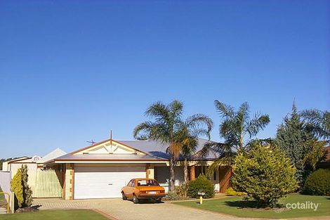 32 Port Royal Dr, Safety Bay, WA 6169