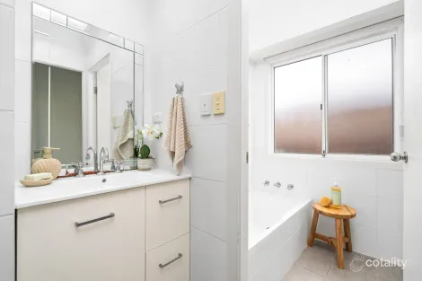 Property photo of 11 River Street Springfield NSW 2250