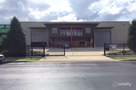 10 Waler Cres, Smeaton Grange, NSW 2567