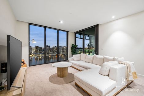 Property photo of 1804/9 Waterside Place Docklands VIC 3008