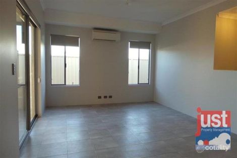 Property photo of 26A Wuraming Bend Dalyellup WA 6230