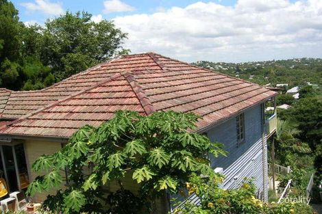 82 Willmington St, Newmarket, QLD 4051