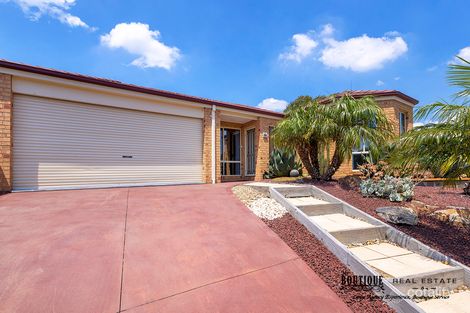 Property photo of 23 Hillview Drive Carrum Downs VIC 3201