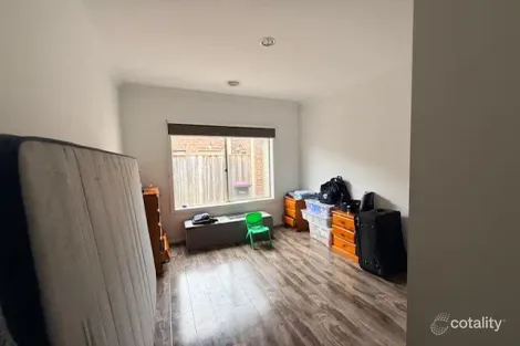 Property photo of 10 Aintree Drive Wollert VIC 3750