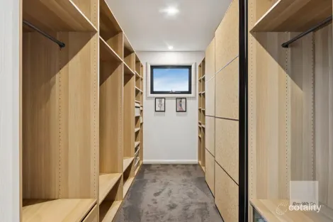 Property photo of 48 King Drive Hillside VIC 3037