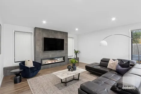 Property photo of 48 King Drive Hillside VIC 3037