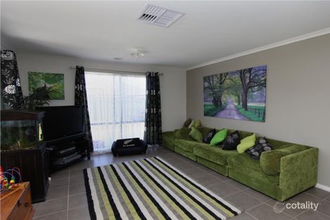 Property photo of 20 Butler Grove Wyndham Vale VIC 3024