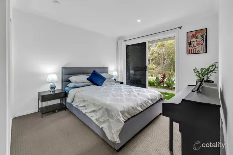 Property photo of 4/36 Beaumont Drive Pimpama QLD 4209