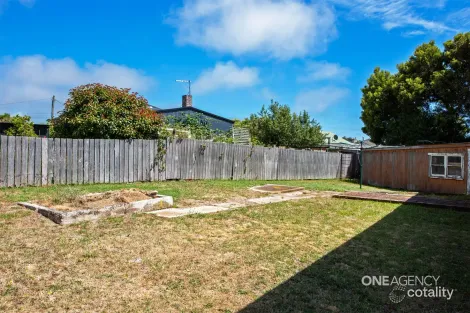 Property photo of 13 Ashwater Crescent Penguin TAS 7316