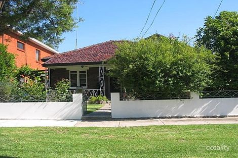 30 Yandarlo St, Croydon Park, NSW 2133