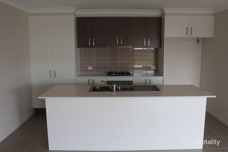 Property photo of 7 Cassidy Terrace Mount Kynoch QLD 4350