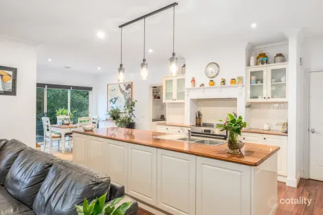 Property photo of 41 Connors Crescent Bannockburn VIC 3331