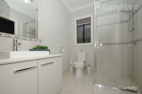 Property photo of 38 Donnici Drive Keysborough VIC 3173